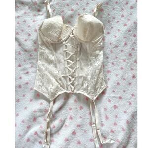 Victoria's Secret White Angelic Lace Mesh Boned Babydoll Corset Bustier Top M